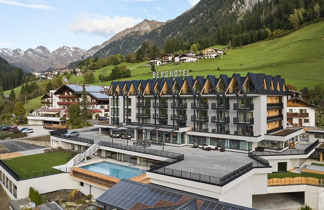 Berghotel-1