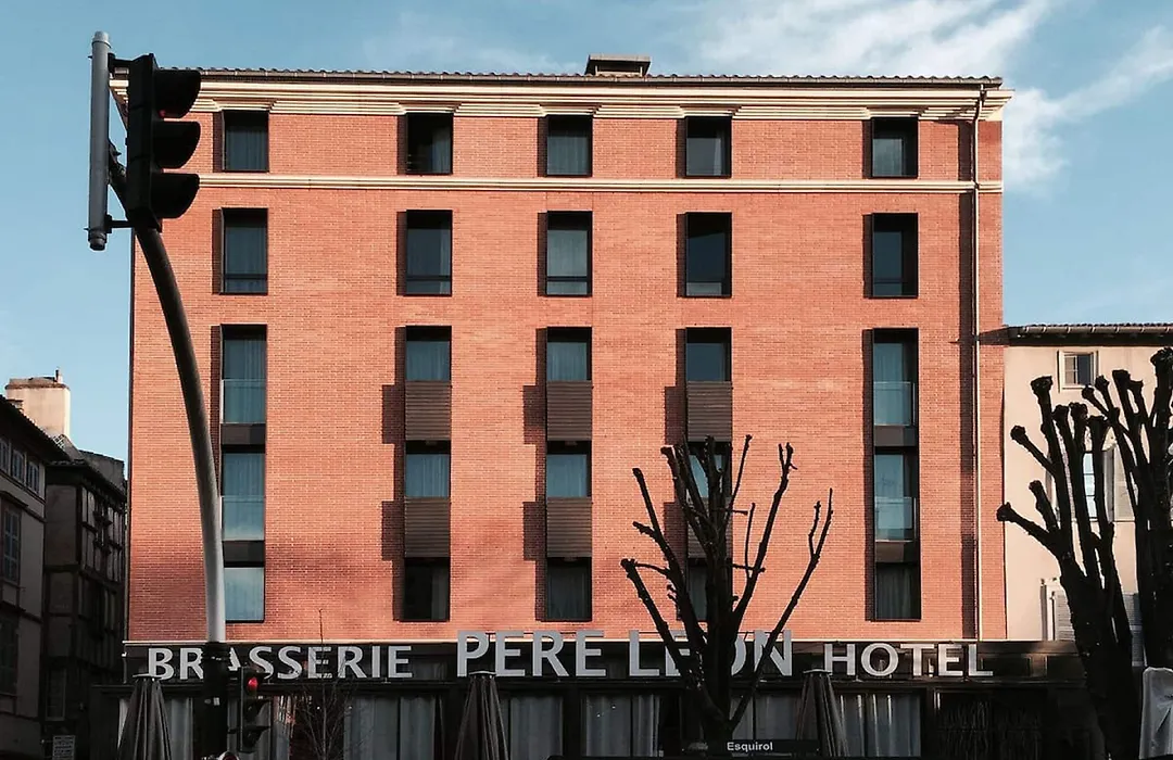 Hôtel Le Père Léon-1