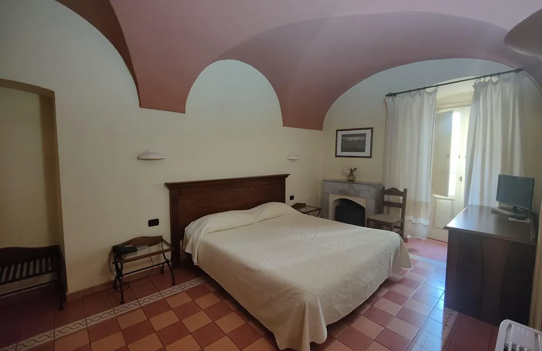 Corte Fiorita Albergo Diffuso-1