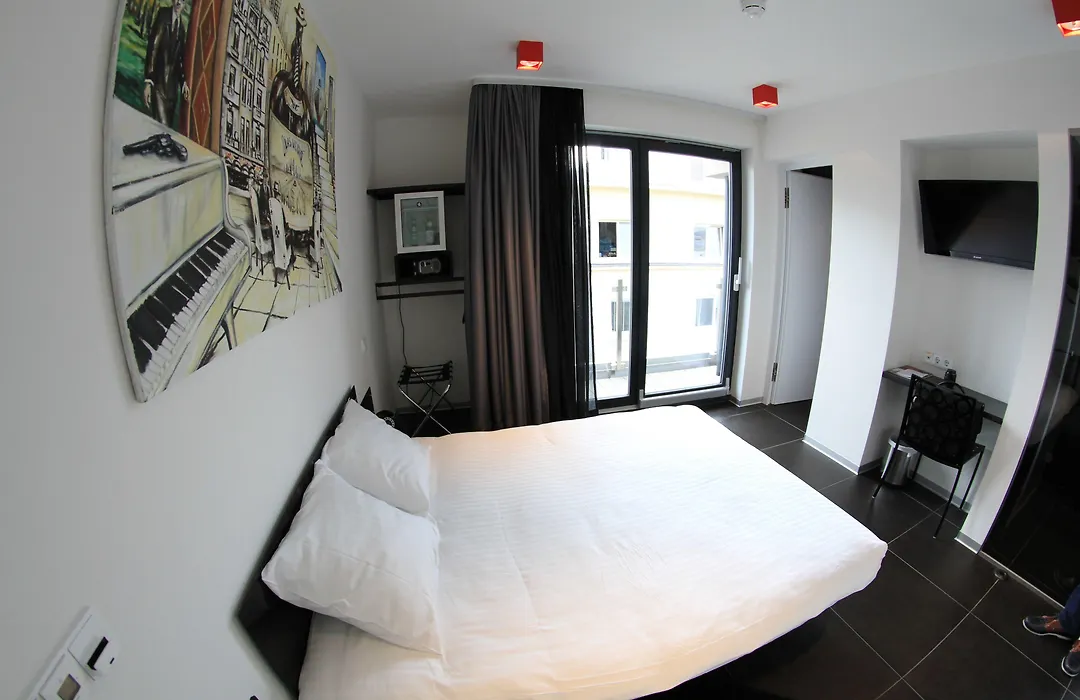 Hotel Grey-1