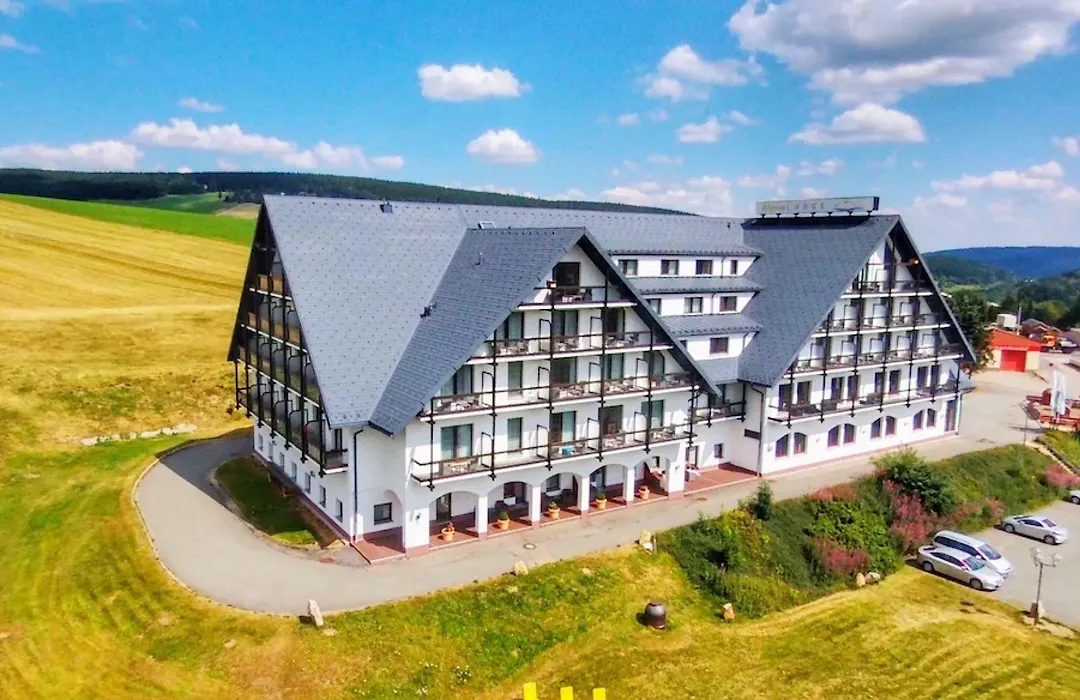 Alpina Lodge Hotel Oberwiesenthal-1
