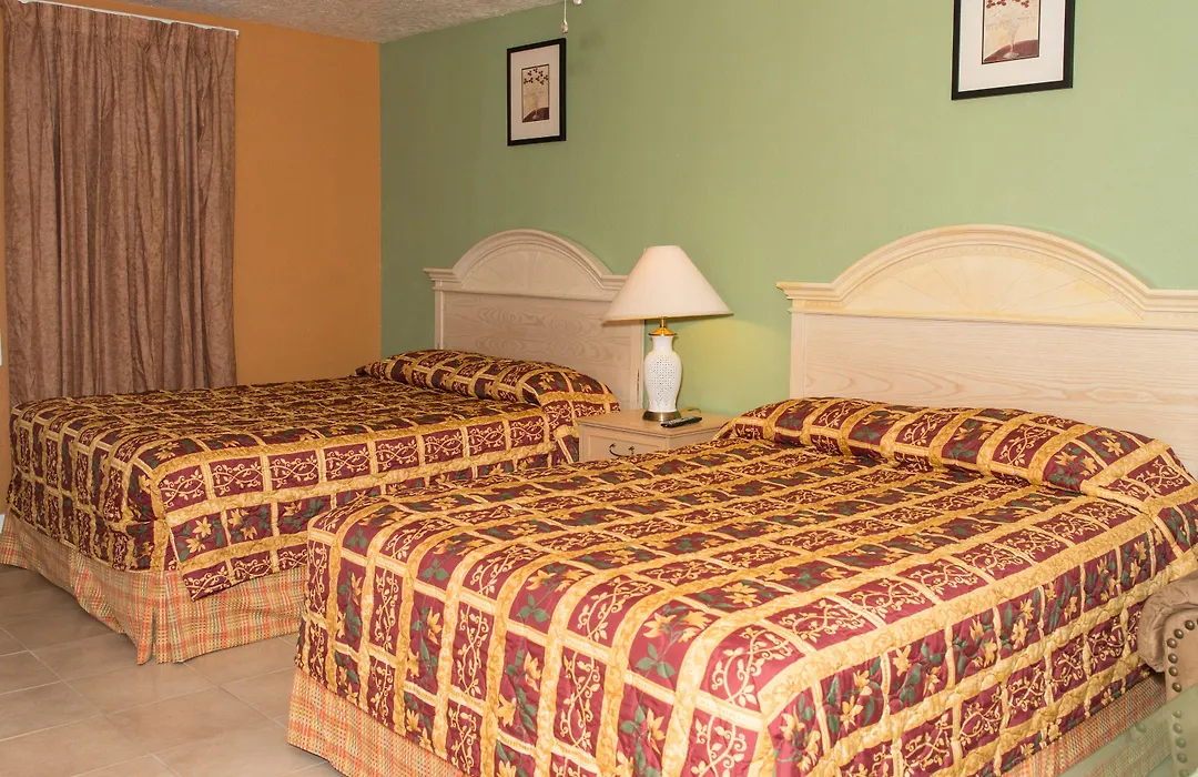 Delux Inn-1