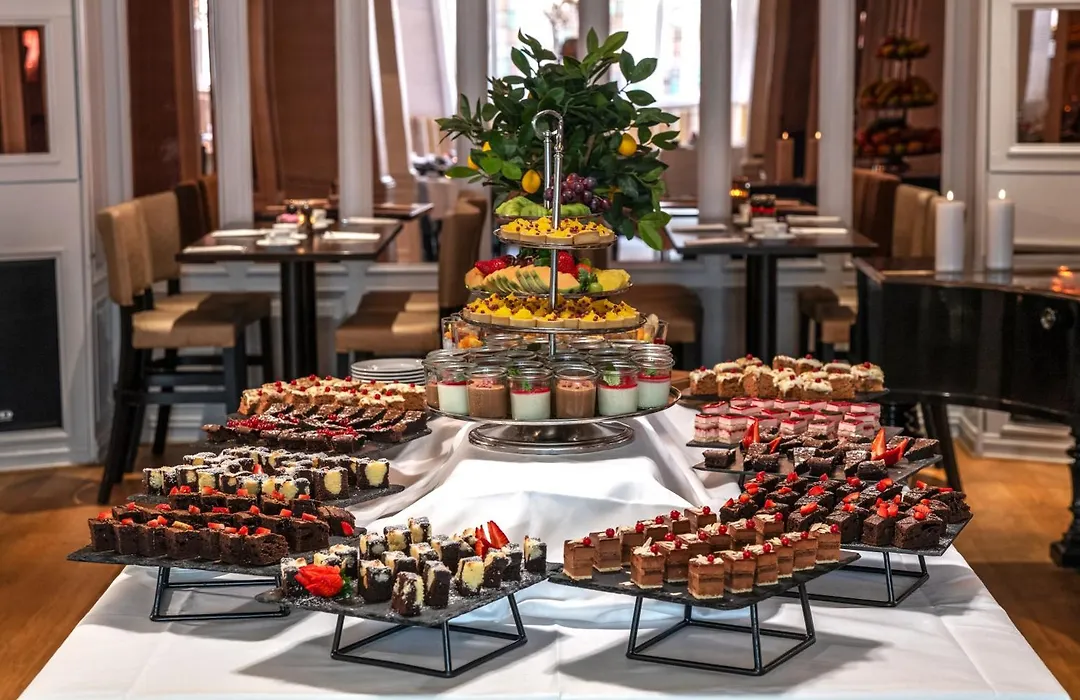 Thon Hotel Slottsparken-1
