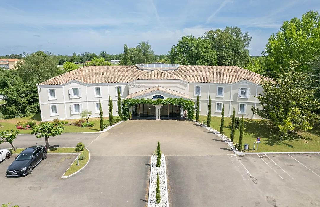 Le Renaissance-1
