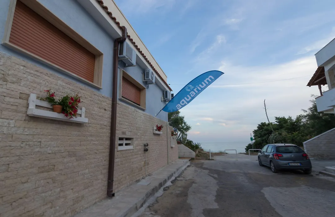 Aquarium Residence-1