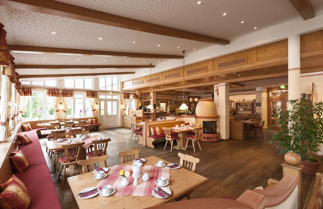 Landhotel Endhart-1
