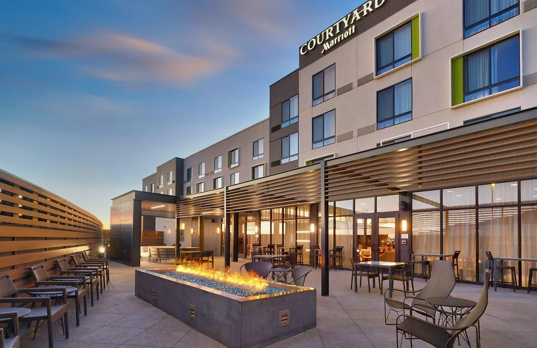 Courtyard By Marriott Cedar City-1