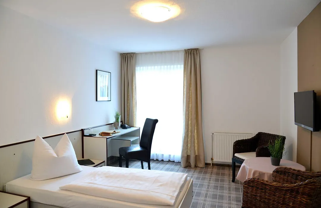 Arnimsruh Hotel garni-1