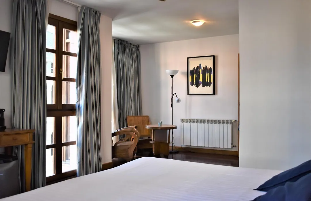 Hotel El Sella-1