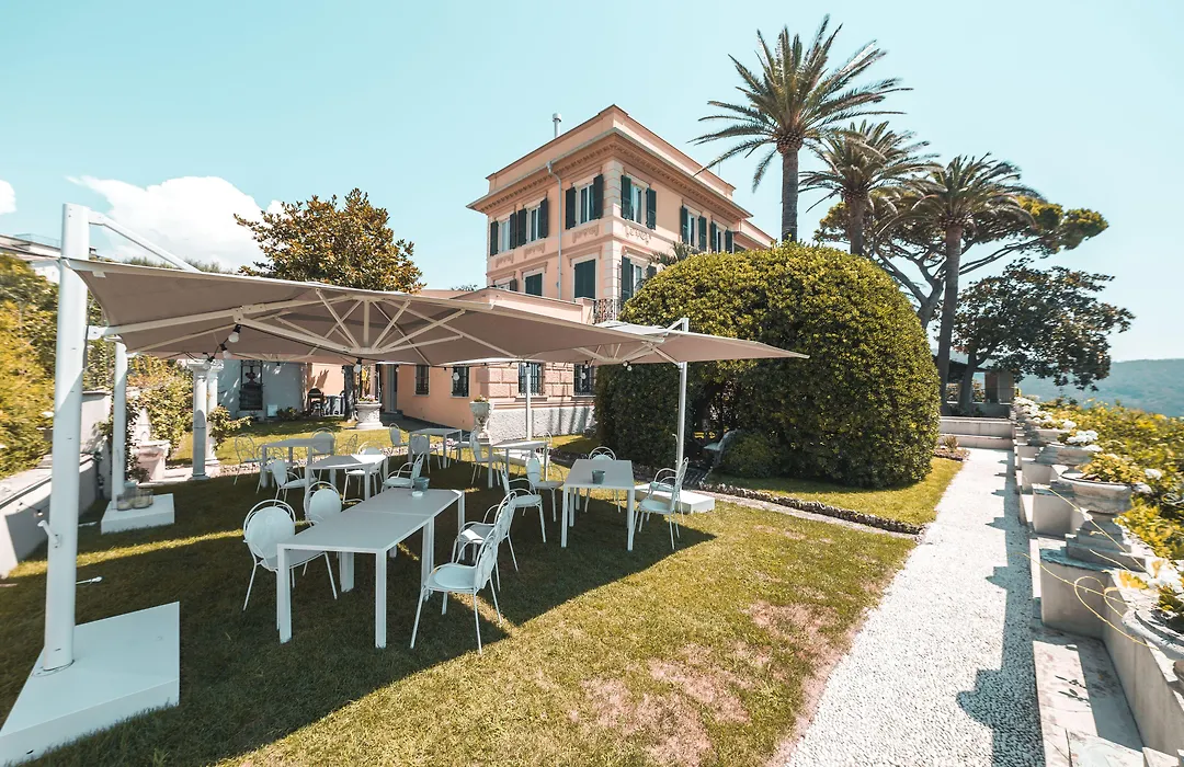 Villa Riviera Resort-1