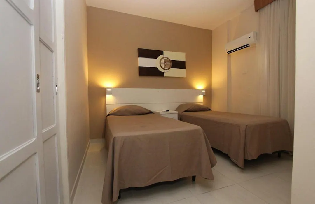 Gonzaga Flat-1