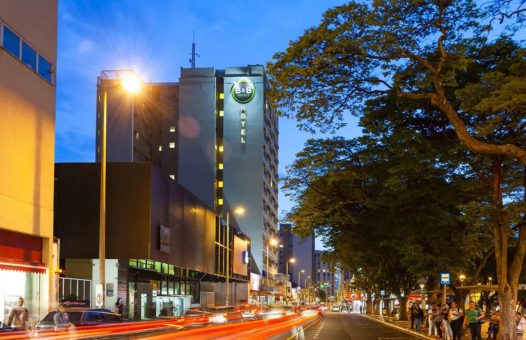 B&B HOTEL Uberlândia-1