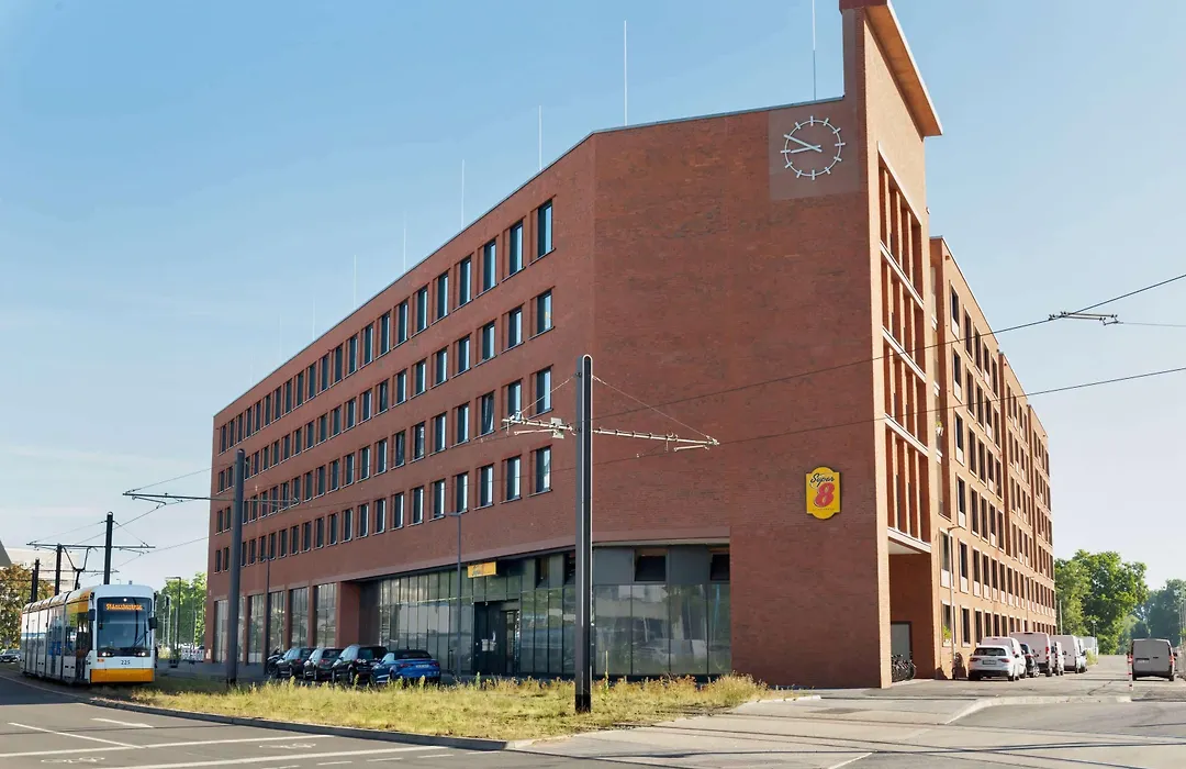 Super 8 by Wyndham Mainz Zollhafen-1