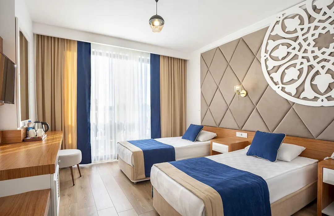 The Sansa Hotel & Spa-1
