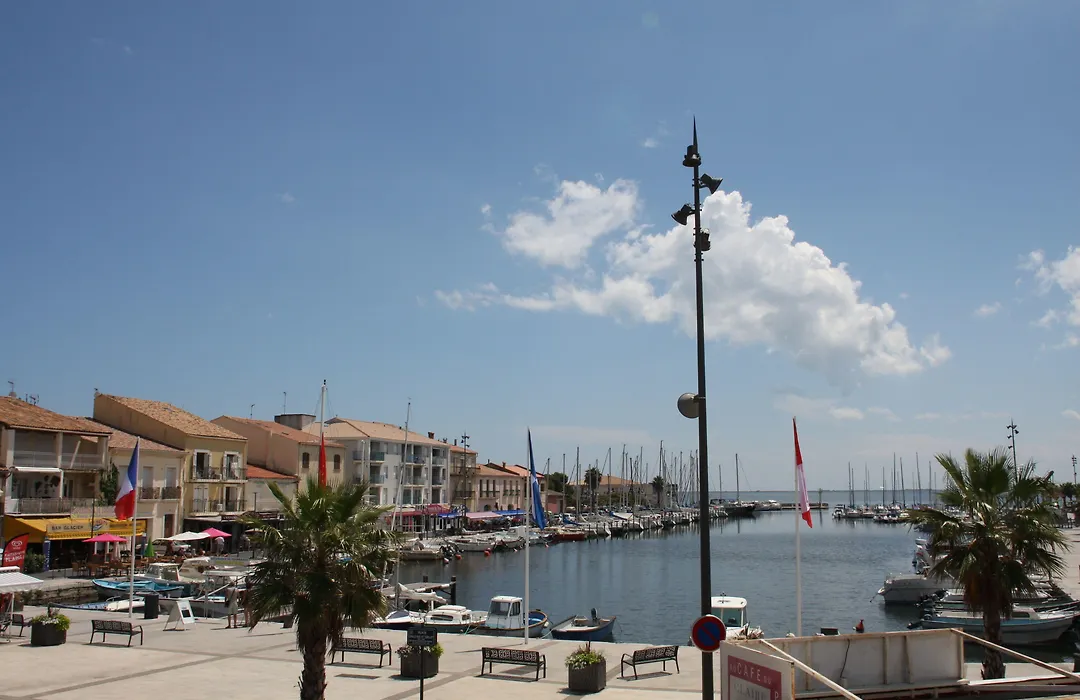 Hotel-Restaurant Du Port-1