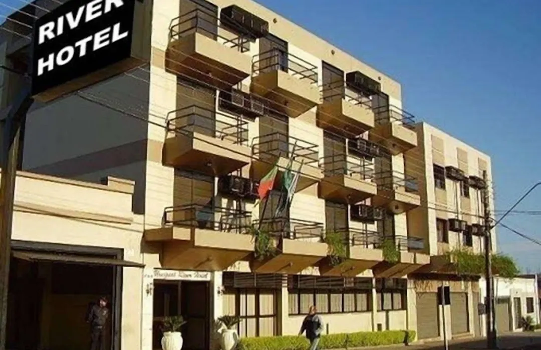 River Hotel-1