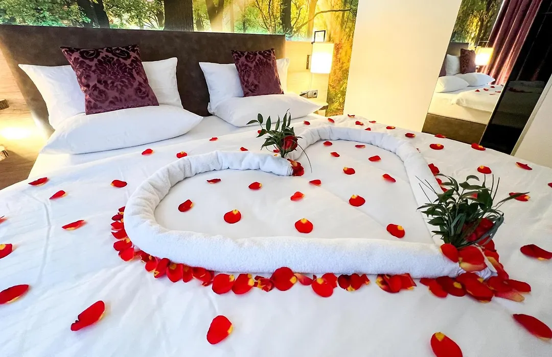 Trihotel Rostock - Wellnesshotel Adults Only-1