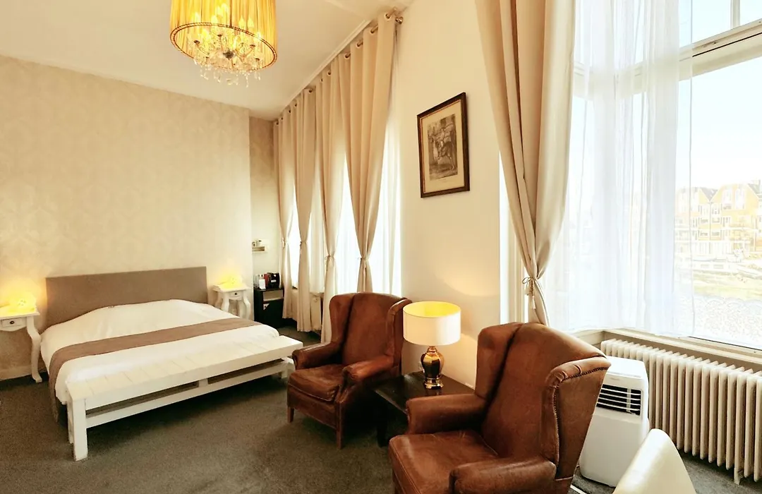Hotel Dordrecht-1