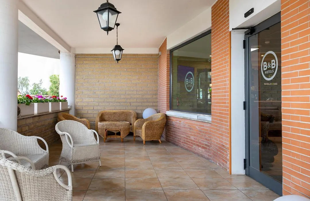 B&B HOTEL Pomezia Cortese-1