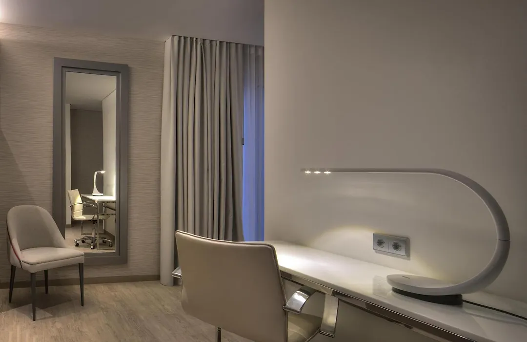 Nh Collection Porto Batalha-1