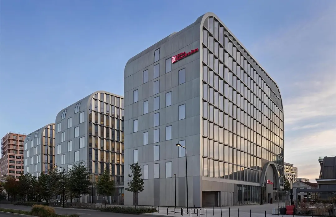 Hilton Garden Inn Bordeaux Centre-1