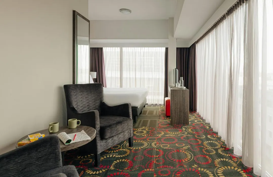 Crown Hotel Eindhoven Centre-1