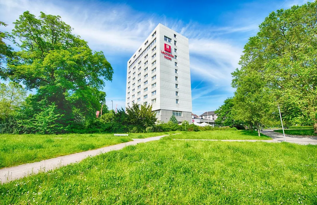 Leonardo Hotel Karlsruhe-1