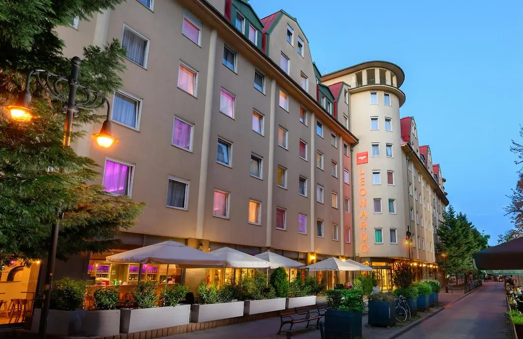 Leonardo Hotel Budapest-1