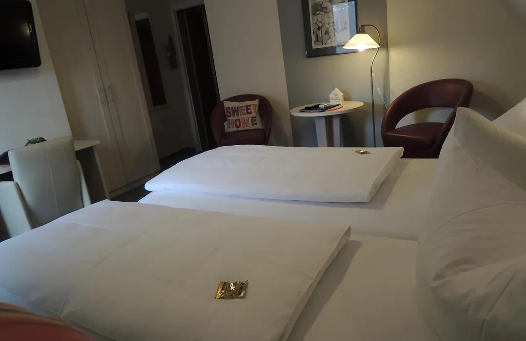 Hotel Ostfriesland Garni-1