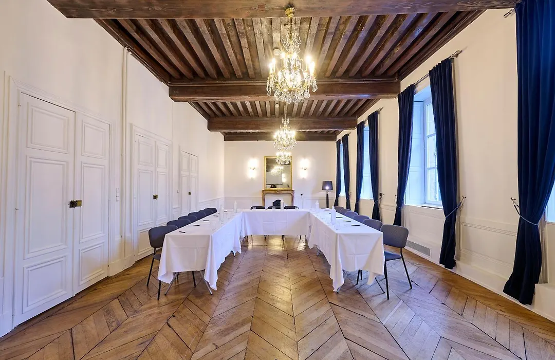 Maison Philippe Le Bon, Les Collectionneurs-1