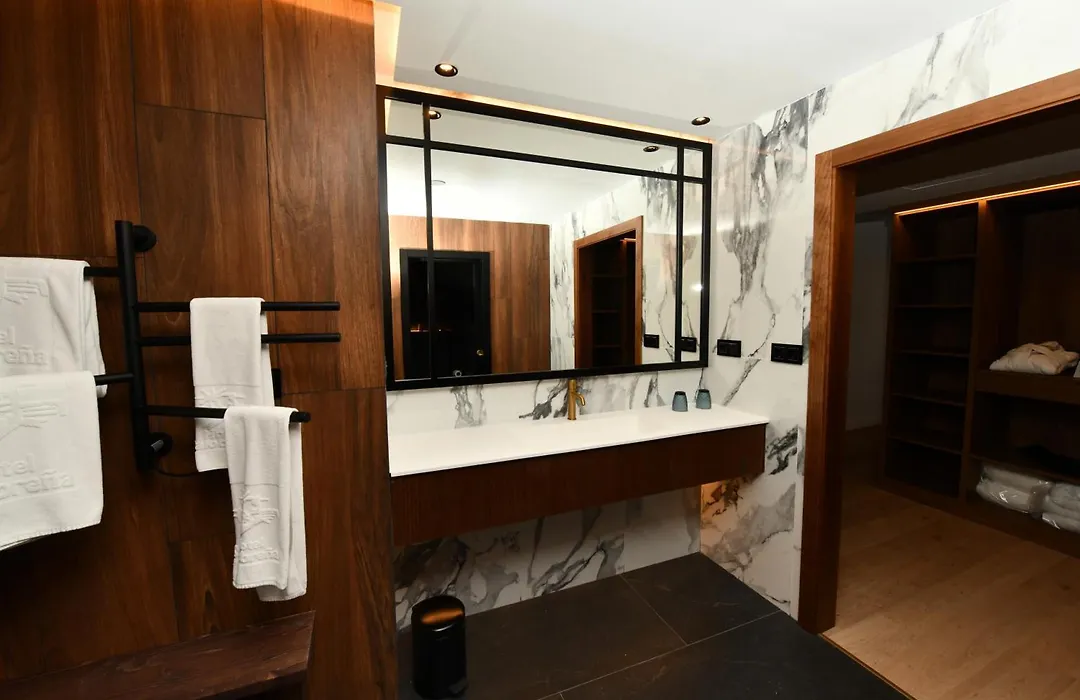 Hotel Salobreña Suites-1