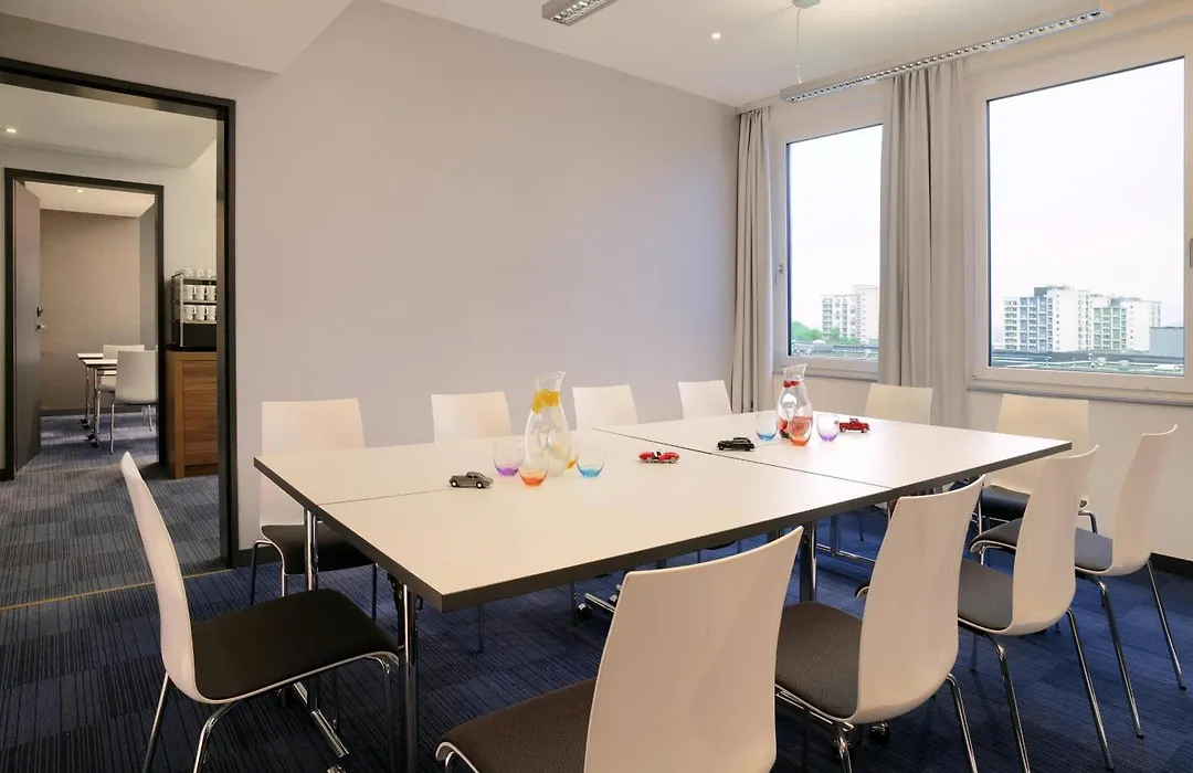Aloft By Marriott Stuttgart-1