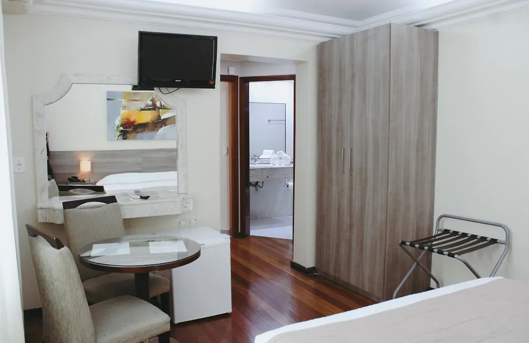 Hotel Acrópolis-1