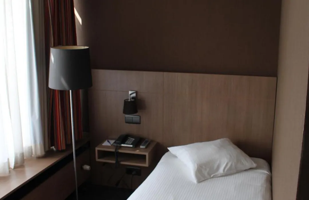 Theater Hotel-1