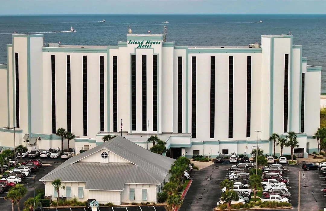 The Island House Hotel A Doubletree By Hilton-1