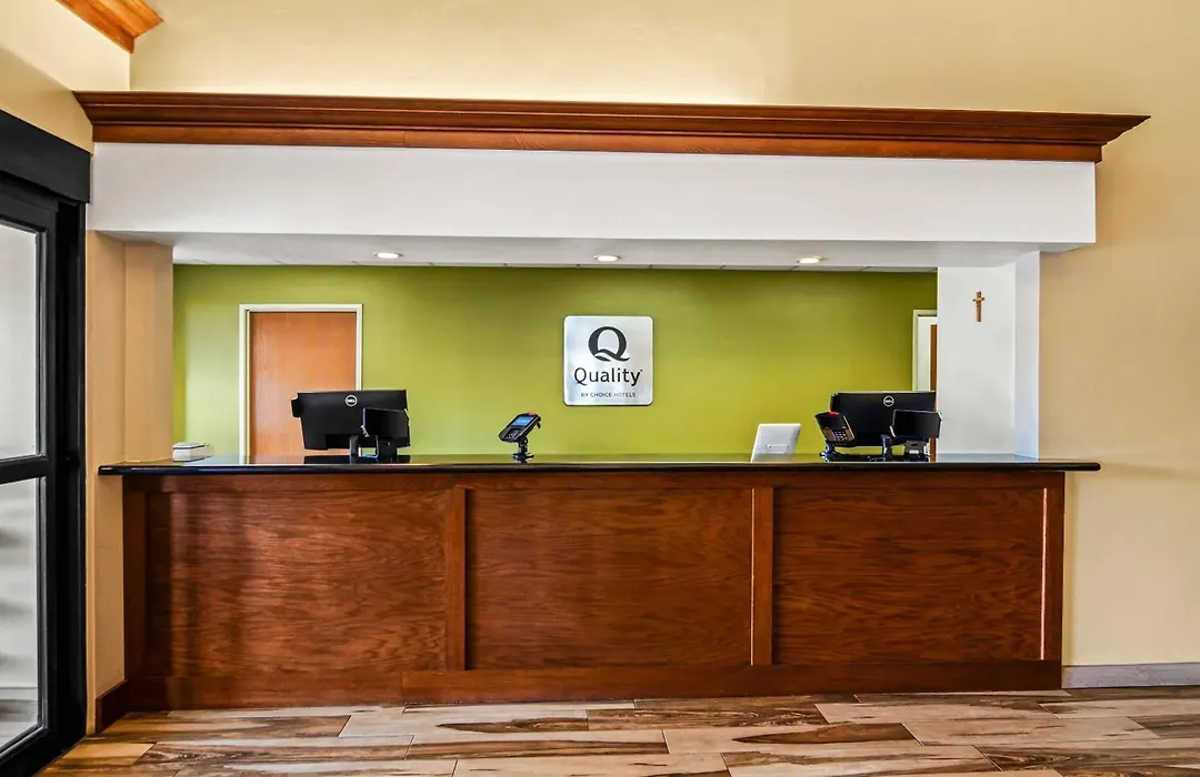 Quality Inn & Suites Vail Valley-1