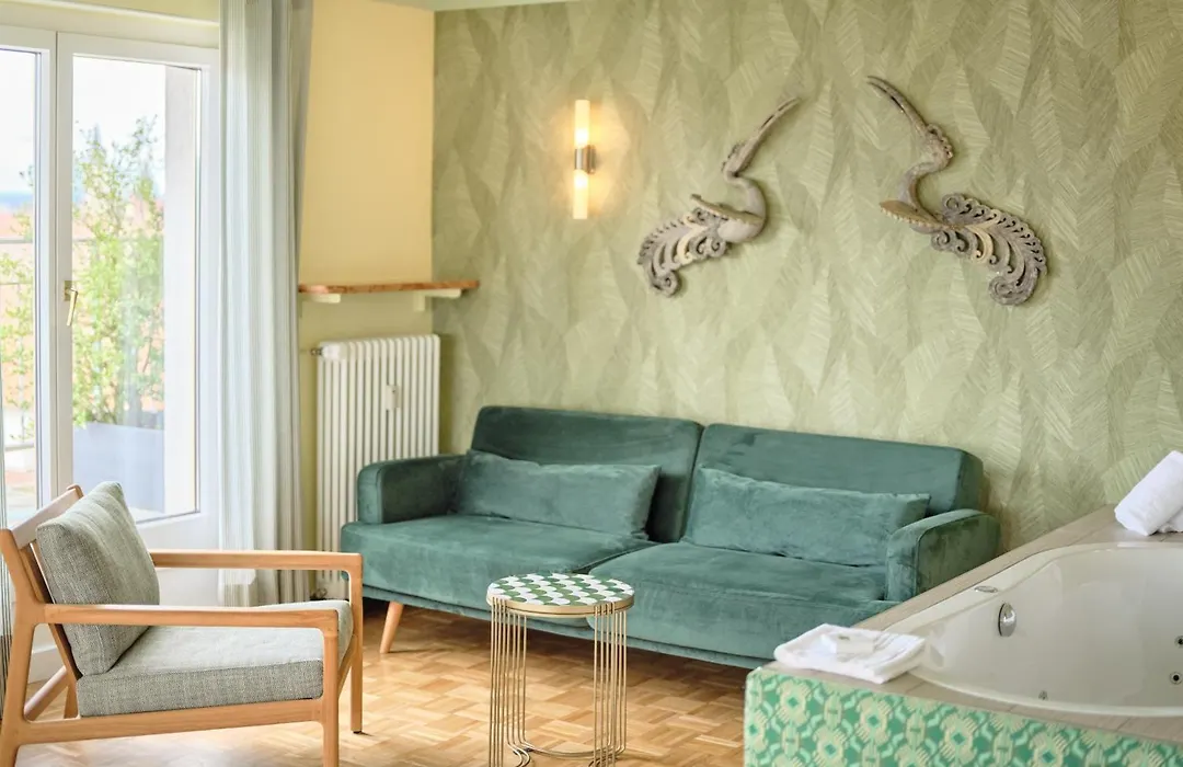 Hotel Viva Sky-1