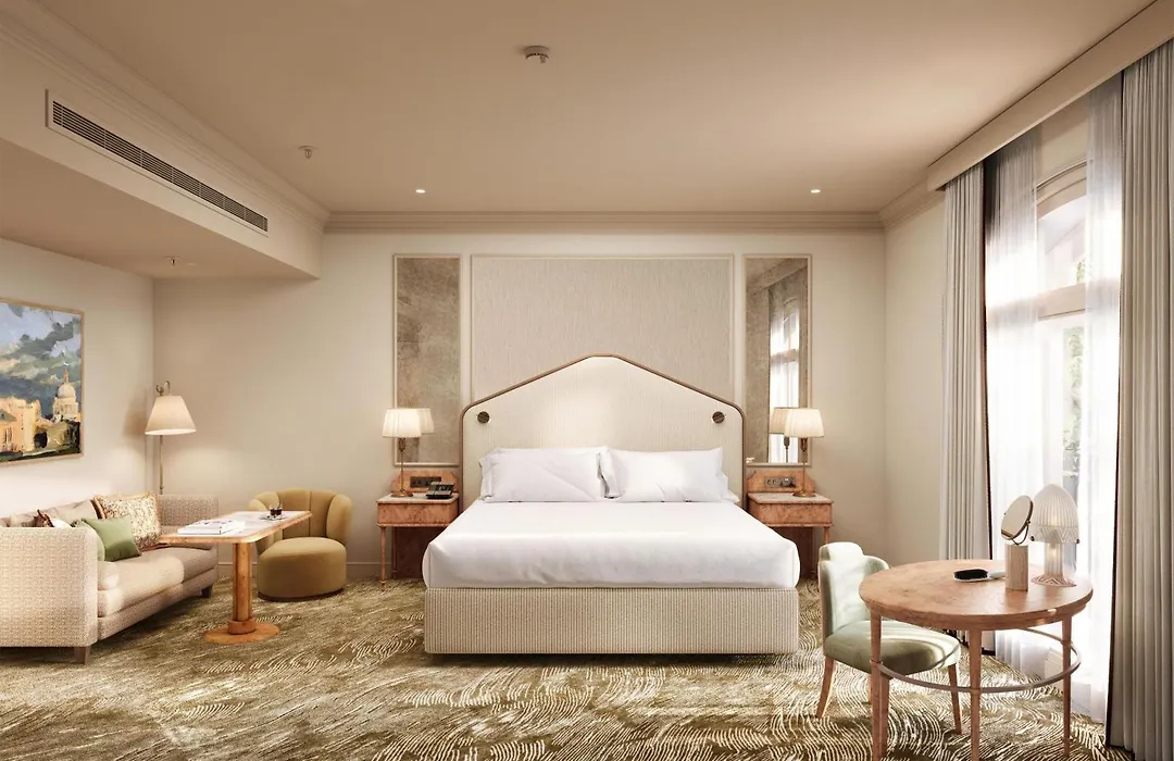 The Waldorf Hilton-1