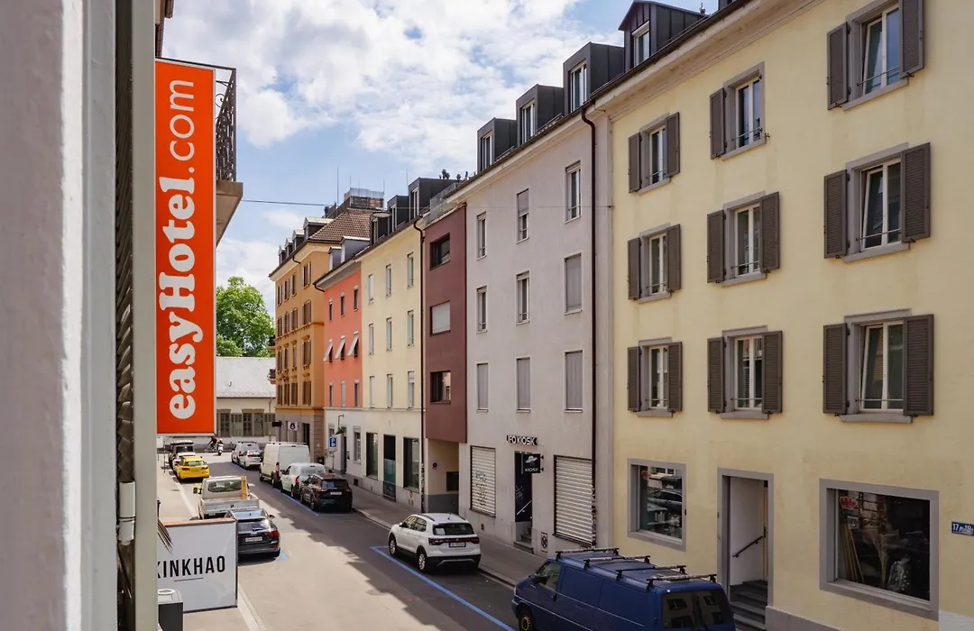 Easyhotel Zuerich City Centre-1