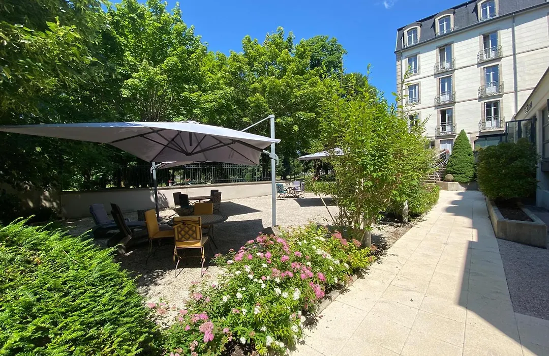 CERISE Luxeuil Les Sources-1