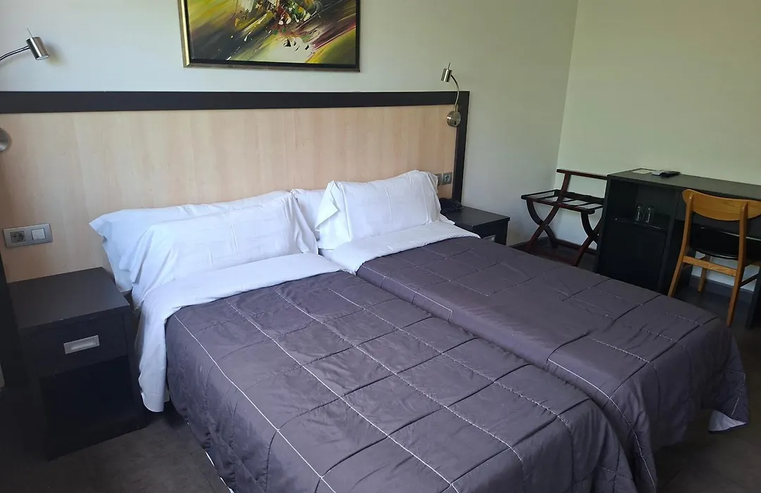 Hotel 170-1