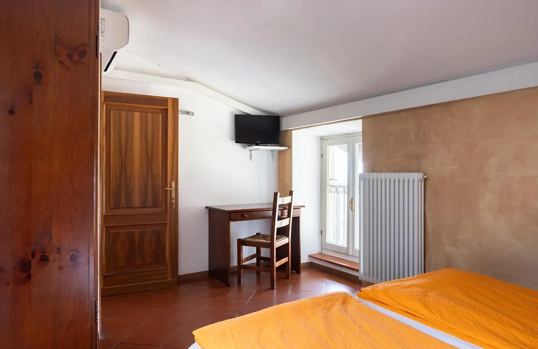 Casa Del Noce-1