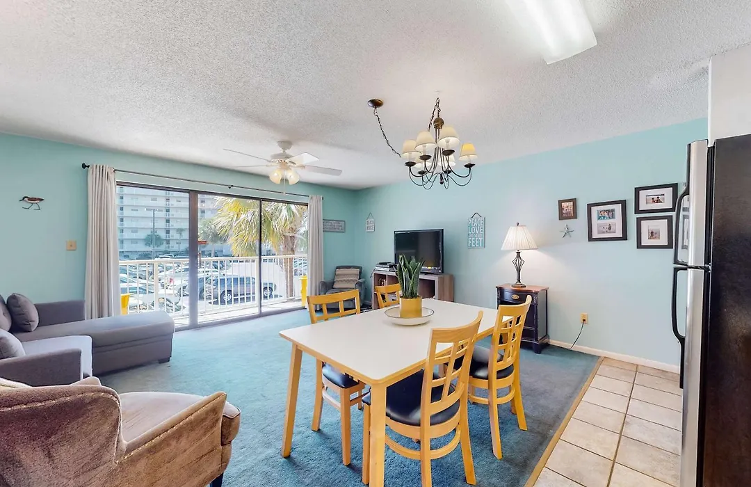 Seaside Beach & Racquet Club 2204-1