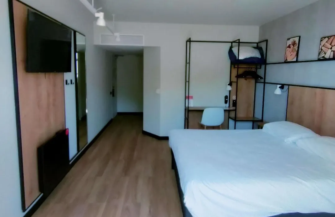 Ibis Brive Centre-1