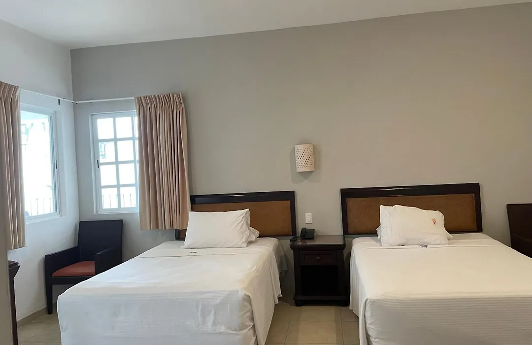 Hotel Maria Jose-1