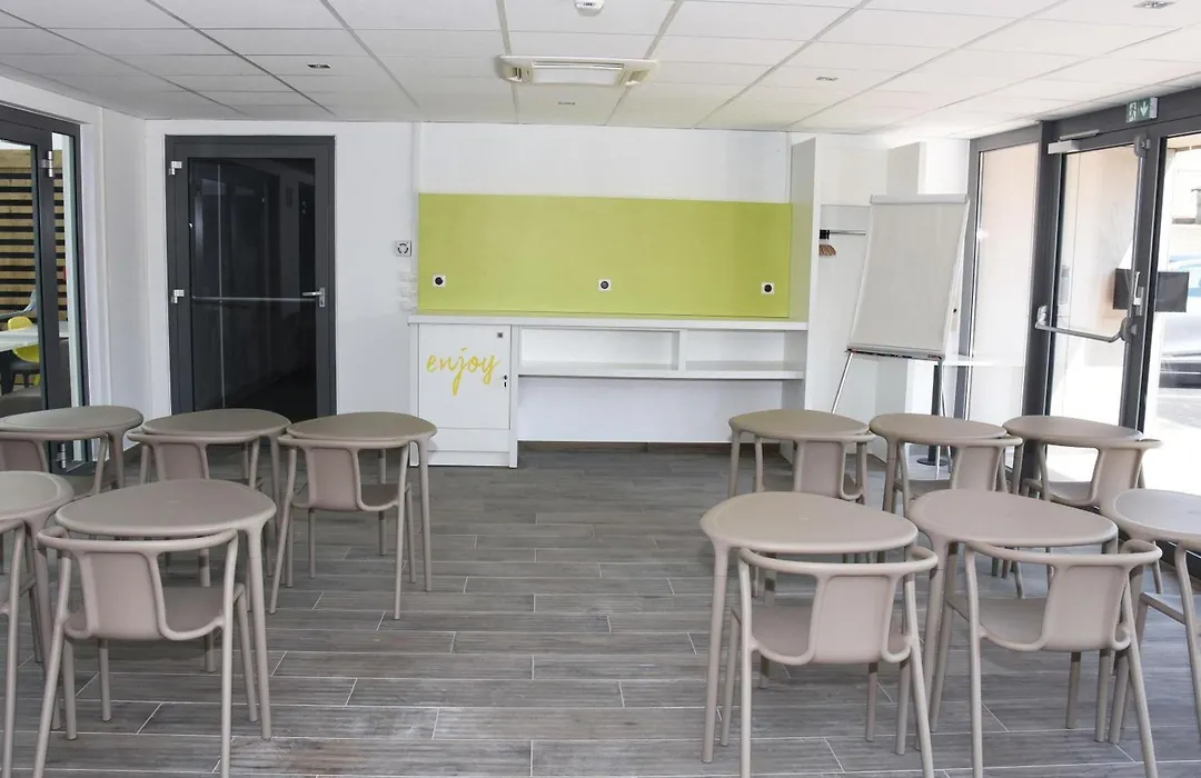 Ibis Budget Langres-1