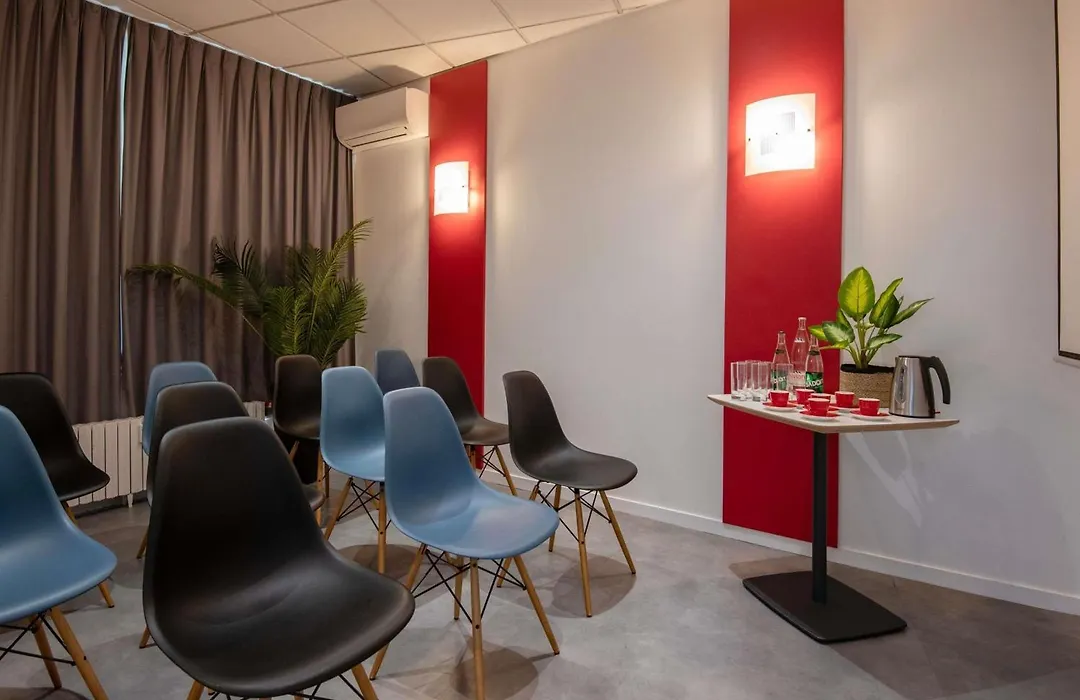 Ibis Cannes Plage La Bocca-1