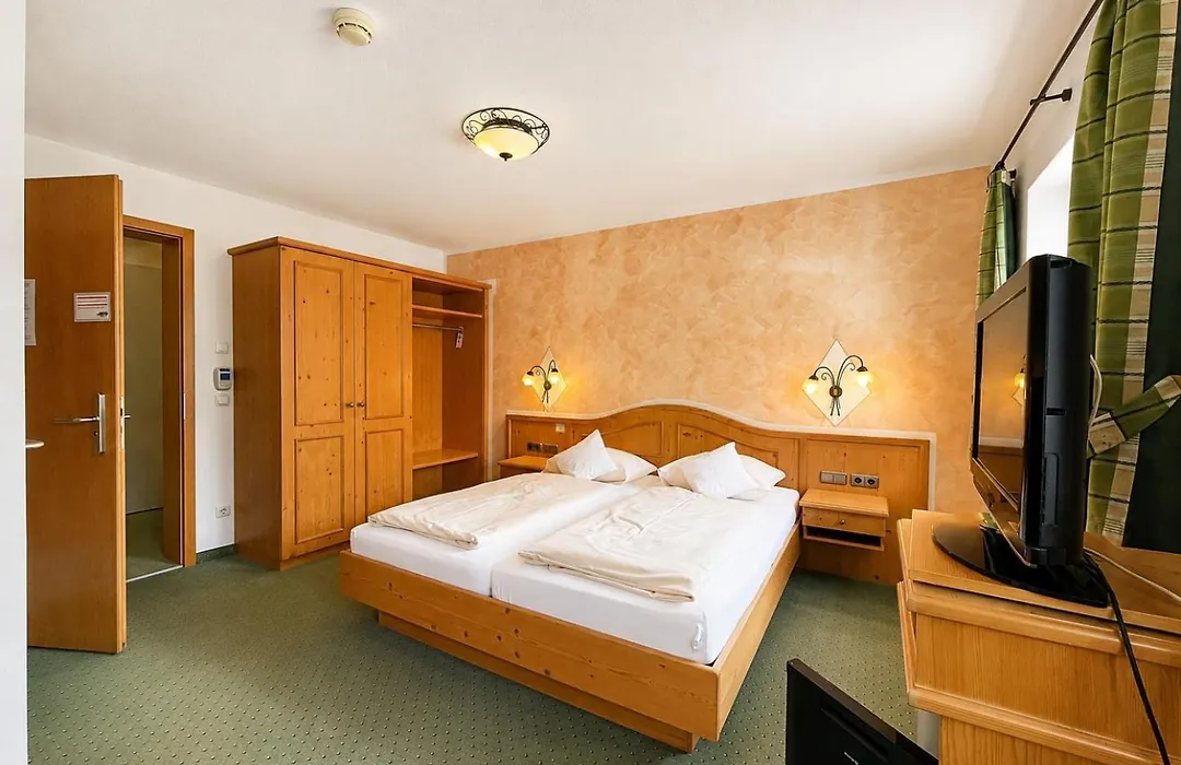 Hotel Schatten-1