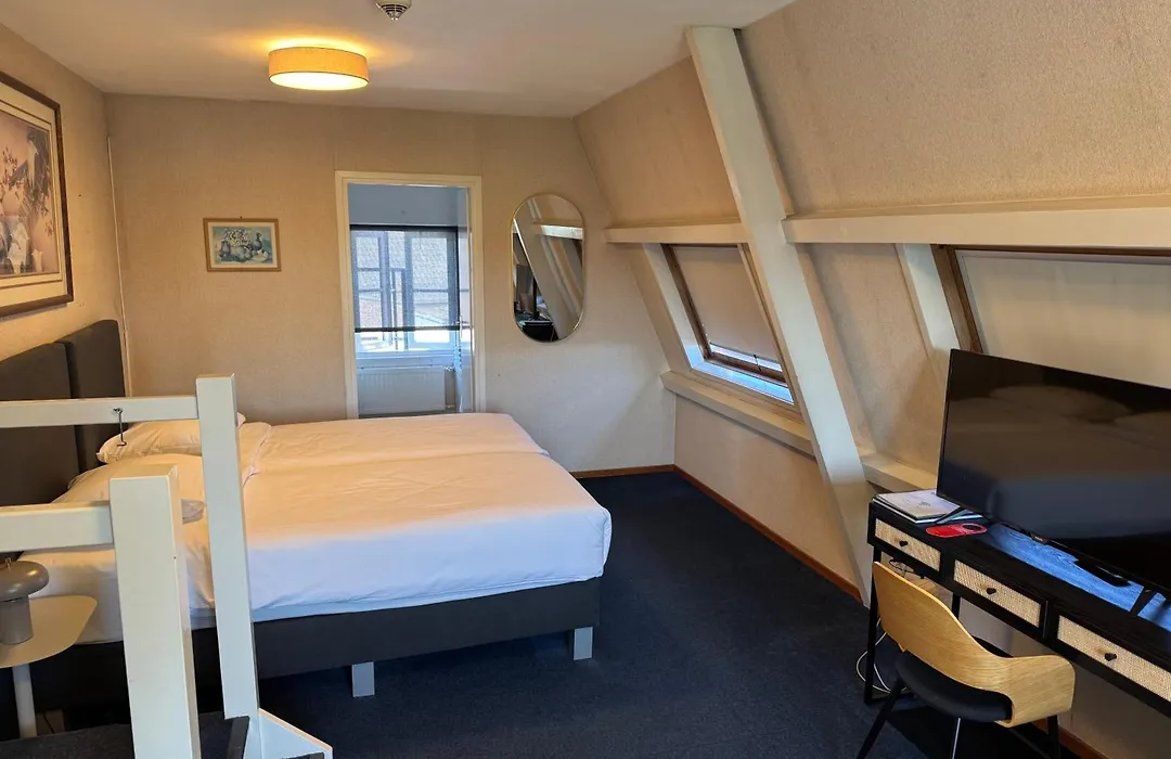 Hotel Mayflower-1