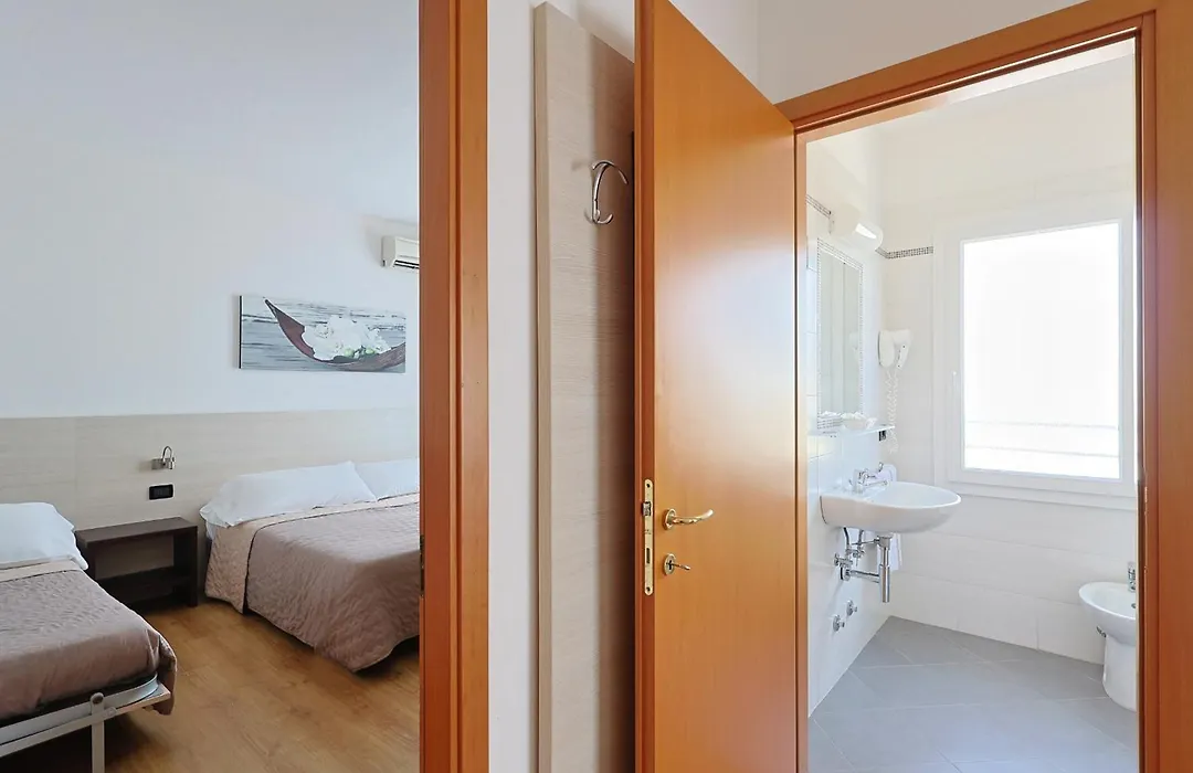 Hotel Levante-1